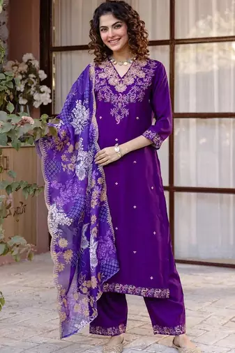 women ethnic motifs embroidered regular thread work kurta with trousers & with dupatta