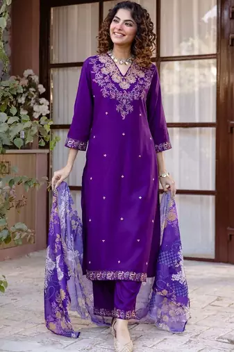 women ethnic motifs embroidered regular thread work kurta with trousers & with dupatta