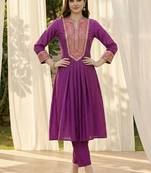 women ethnic motifs embroidered regular thread work kurta with trousers