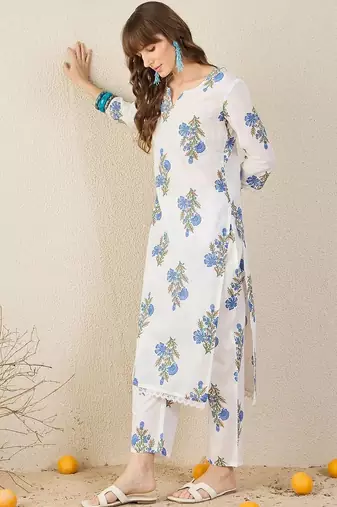 women floral printed regular cotton kurta with trousers