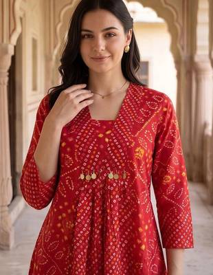 women ethnic motifs printed empire cotton kurta with trousers 2