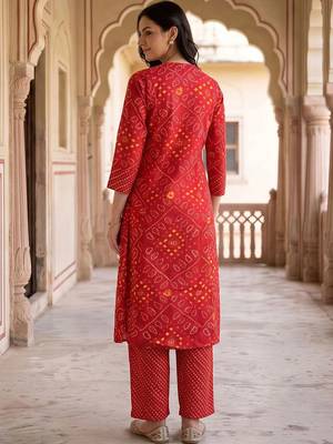 women ethnic motifs printed empire cotton kurta with trousers 4