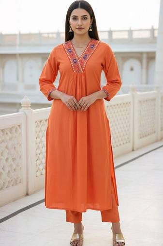 women ethnic motifs embroidered regular mirror work liva kurta with trousers