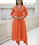 women ethnic motifs embroidered regular mirror work liva kurta with trousers