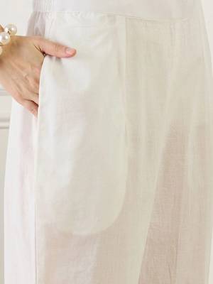 women floral printed regular linen kurta with trousers & with dupatta 2