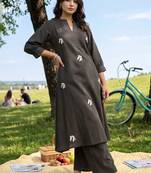 women ethnic embroidered regular thread work cotton kurta with trousers