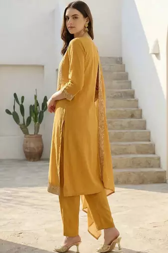 women ethnic motifs embroidered regular thread work cotton kurta with trousers & with dupatta