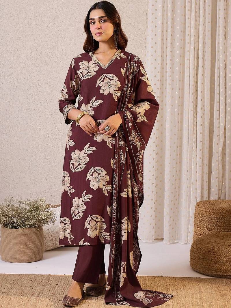 women floral printed regular thread work chanderi silk kurta with trousers & with dupatta