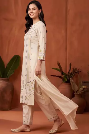 women ethnic motifs embroidered regular thread work cotton kurta with trousers & with dupatta