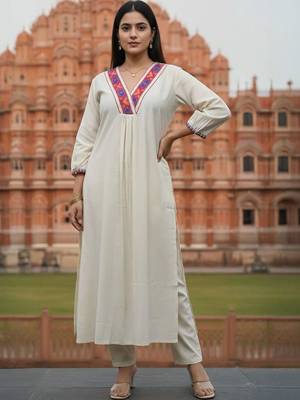 women ethnic motifs embroidered regular thread work liva kurta with trousers 1