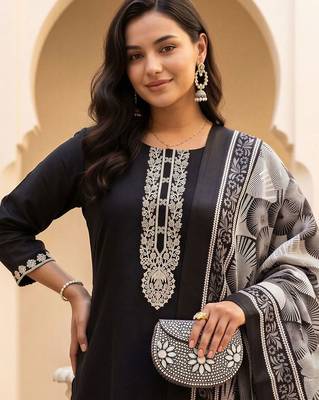 women ethnic motifs embroidered regular thread work kurta with trousers & with dupatta 2