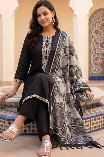 women ethnic motifs embroidered regular thread work kurta with trousers & with dupatta