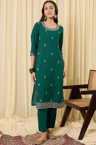 women ethnic motifs embroidered regular thread work kurta with trousers & with dupatta