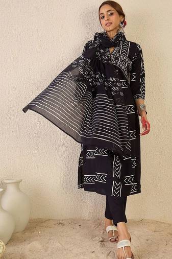 women printed empire cotton kurta with trousers & with dupatta