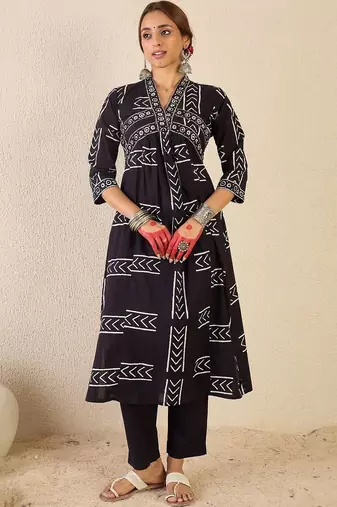women printed empire cotton kurta with trousers & with dupatta