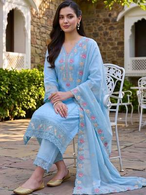 women ethnic motifs embroidered regular thread work cotton kurta with trousers & with dupatta 5