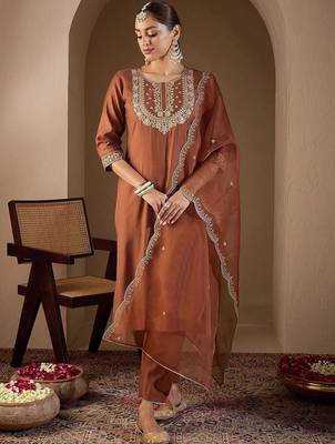 women ethnic motifs embroidered regular thread work liva kurta with trousers & with dupatta 1