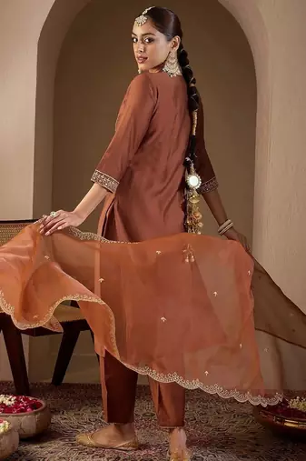 women ethnic motifs embroidered regular thread work liva kurta with trousers & with dupatta
