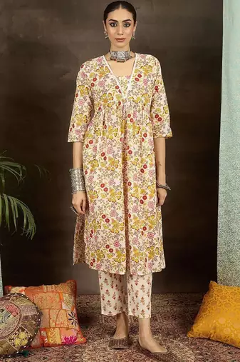 women floral printed empire cotton kurta with trousers & with dupatta