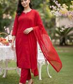 women embroidered regular thread work cotton kurta with trousers & with dupatta
