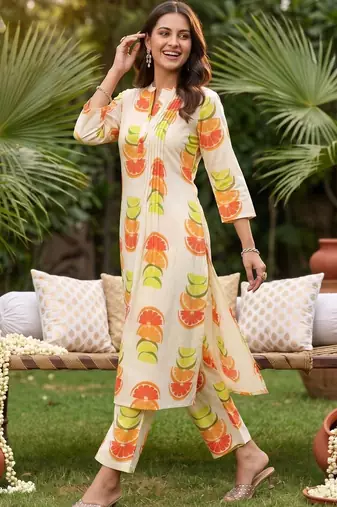 women printed regular cotton kurta with trousers