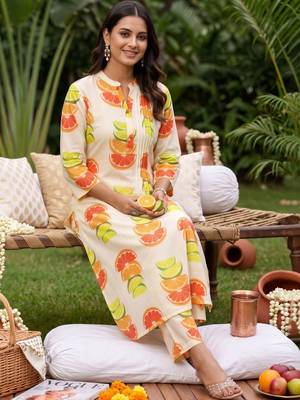 women printed regular cotton kurta with trousers 5
