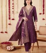 women ethnic motifs embroidered regular kurta with trousers & with dupatta