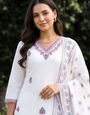 women ethnic motifs embroidered regular thread work cotton kurta with trousers & with dupatta 2
