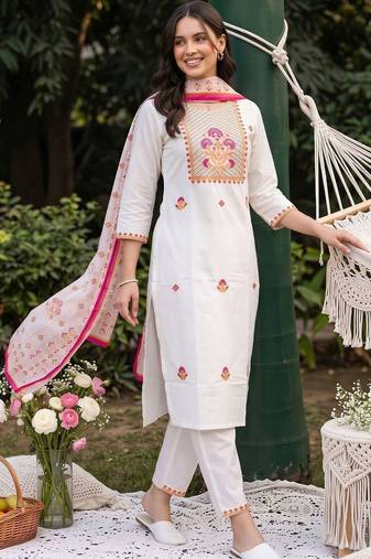 women ethnic motifs embroidered regular thread work cotton kurta with trousers & with dupatta