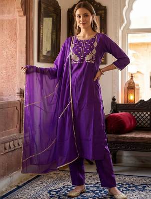 women ethnic motifs embroidered regular thread work liva kurta with trousers & with dupatta 6