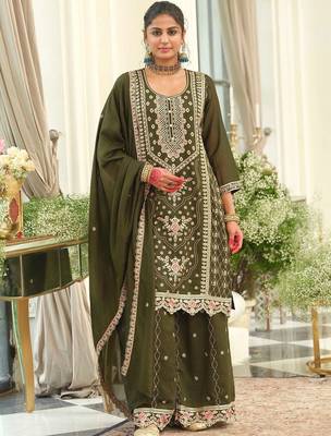 women ethnic motifs embroidered regular thread work kurta with palazzos & with dupatta 3