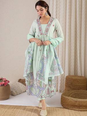 women ethnic motifs printed empire cotton kurta with trousers & with dupatta 4