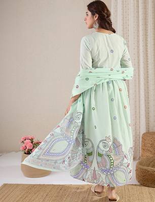 women ethnic motifs printed empire cotton kurta with trousers & with dupatta 5