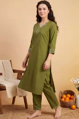 women ethnic motifs regular mirror work kurta with trousers