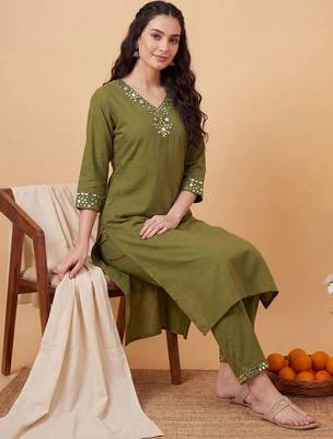 women ethnic motifs regular mirror work kurta with trousers 5