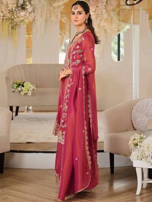 women ethnic motifs embroidered regular thread work kurta with palazzos & with dupatta 6