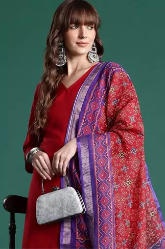 women ethnic motifs regular kurta with trousers & with dupatta