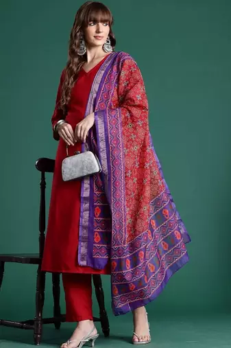 women ethnic motifs regular kurta with trousers & with dupatta