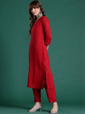 women ethnic motifs regular kurta with trousers & with dupatta 7
