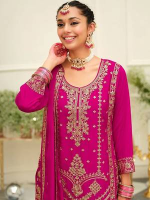 women ethnic motifs embroidered regular mirror work kurta with palazzos & with dupatta 5