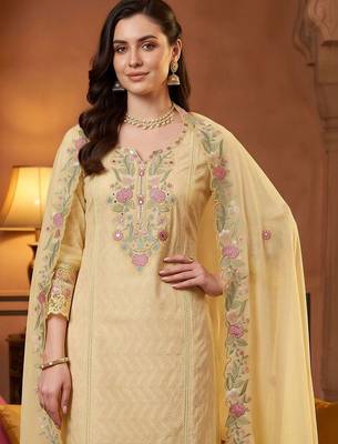 women floral embroidered regular thread work cotton kurta with trousers & with dupatta 2