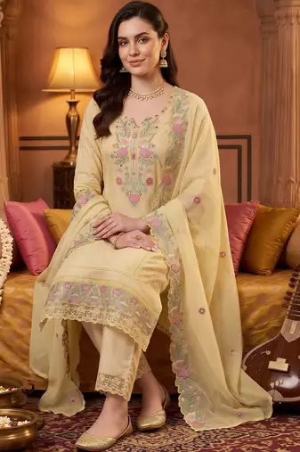 women floral embroidered regular thread work cotton kurta with trousers & with dupatta