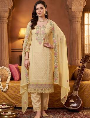 women floral embroidered regular thread work cotton kurta with trousers & with dupatta 6