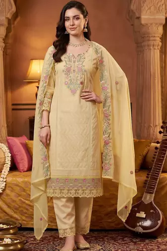 women floral embroidered regular thread work cotton kurta with trousers & with dupatta
