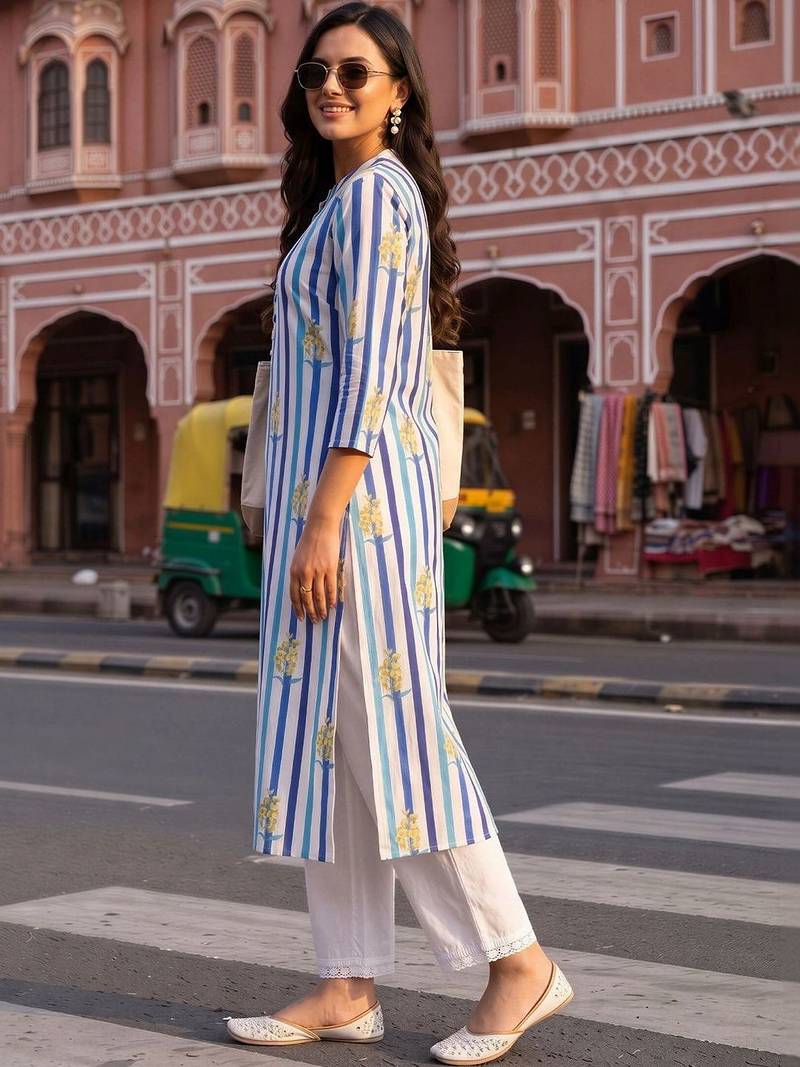 women printed regular cotton kurta with trousers