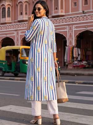 women printed regular cotton kurta with trousers 4