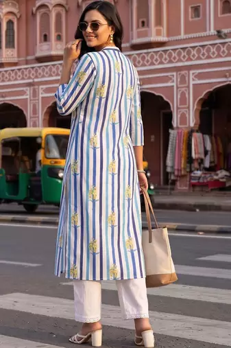 women printed regular cotton kurta with trousers