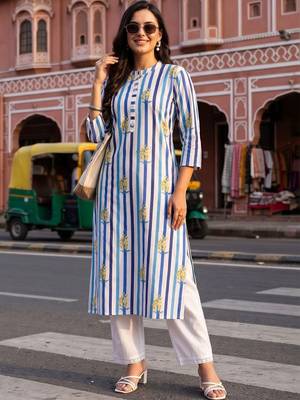 women printed regular cotton kurta with trousers 6