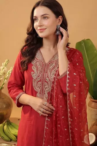 women ethnic motifs embroidered regular thread work liva kurta with trousers & with dupatta