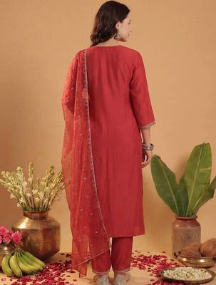 women ethnic motifs embroidered regular thread work liva kurta with trousers & with dupatta 4